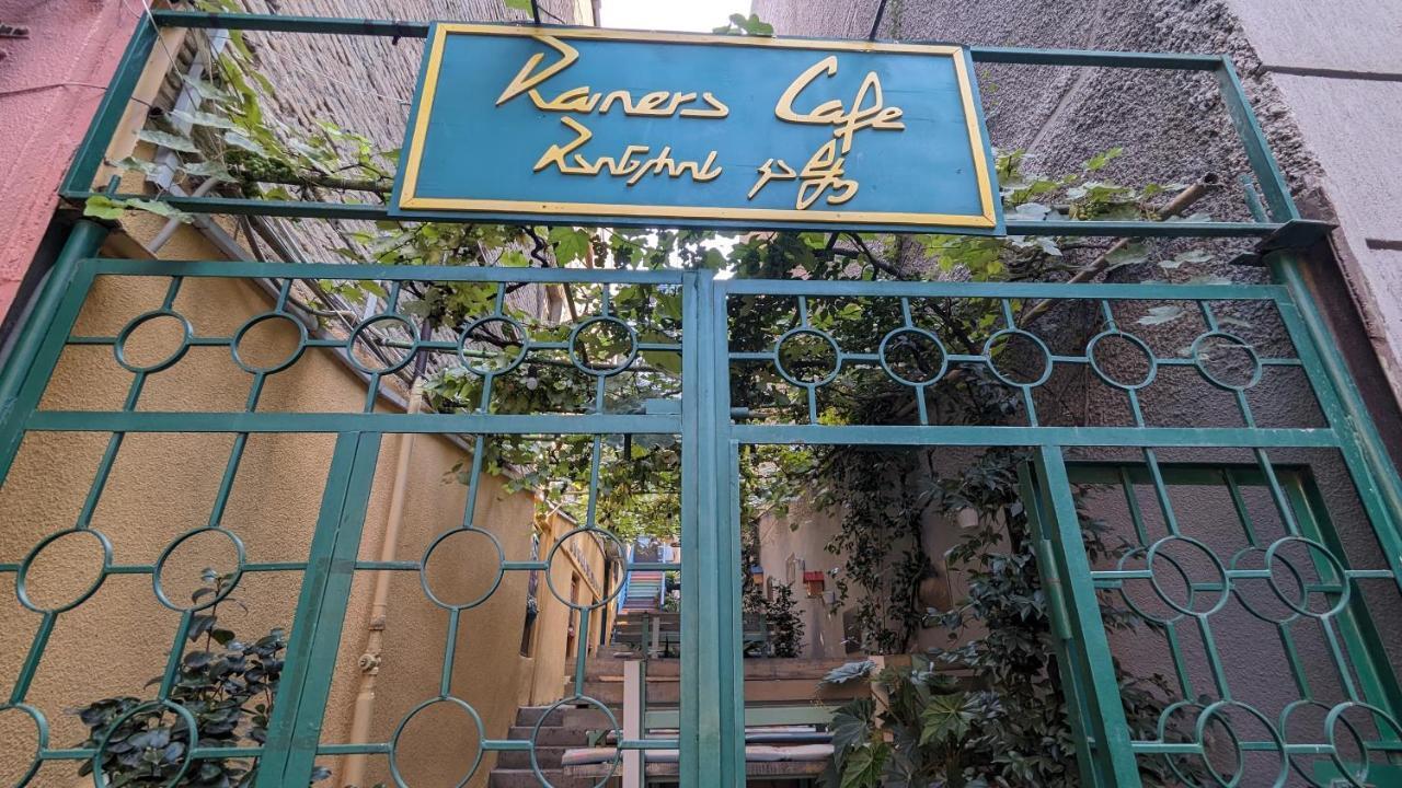 Guesthouse Kartli Тбілісі Екстер'єр фото